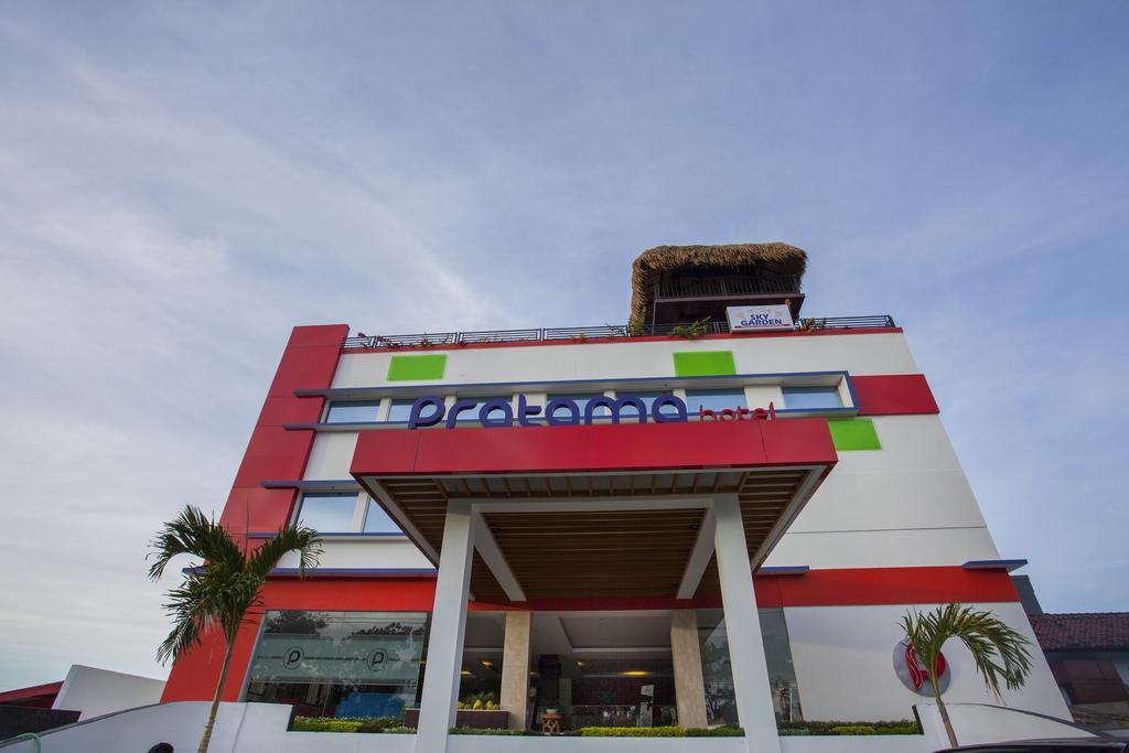 Pratama Hotel & Convention Mataram Extérieur photo