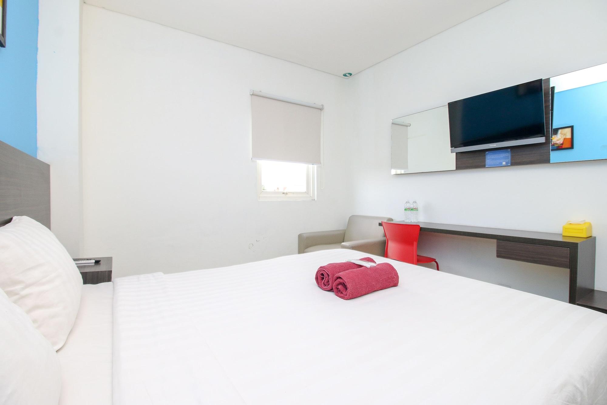 Pratama Hotel & Convention Mataram Extérieur photo