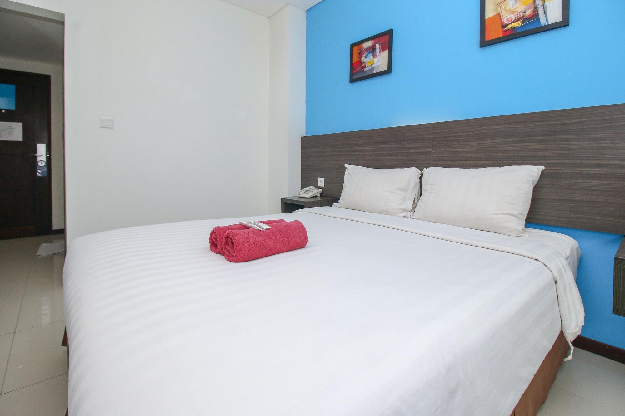 Pratama Hotel & Convention Mataram Extérieur photo