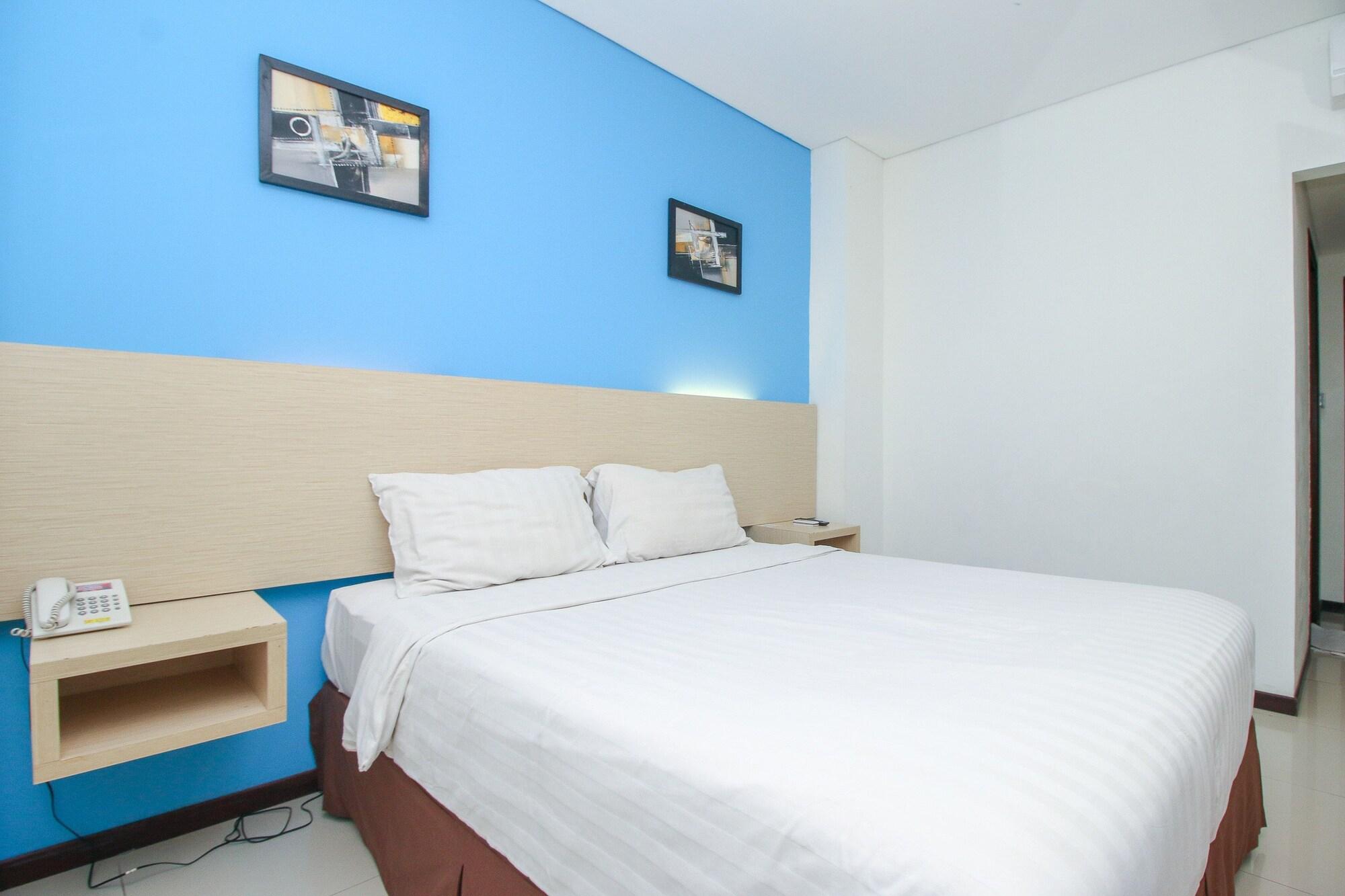 Pratama Hotel & Convention Mataram Extérieur photo