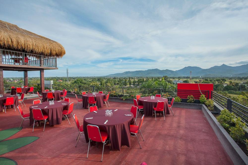 Pratama Hotel & Convention Mataram Extérieur photo