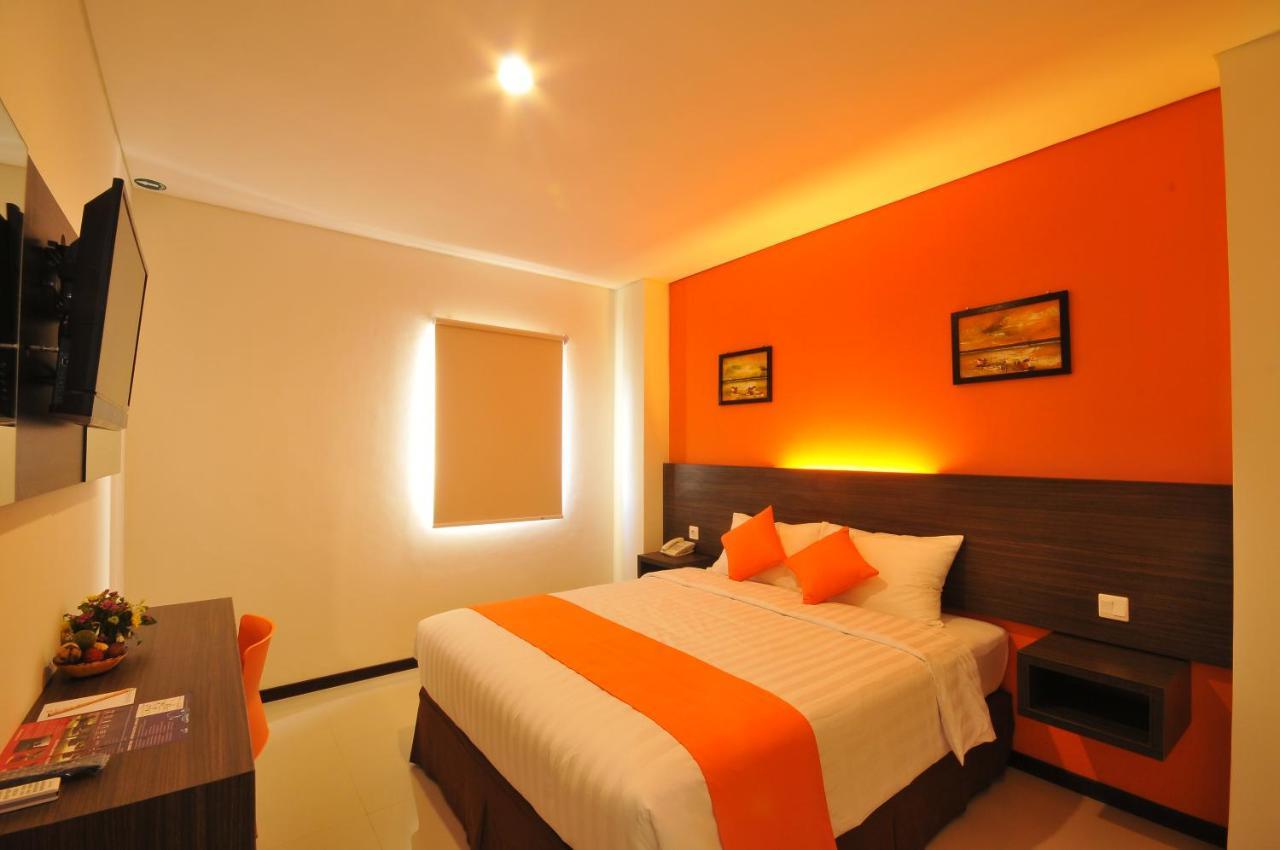 Pratama Hotel & Convention Mataram Extérieur photo